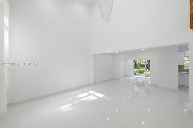 Foto del edificio - 22384 Thousand Pines Ln