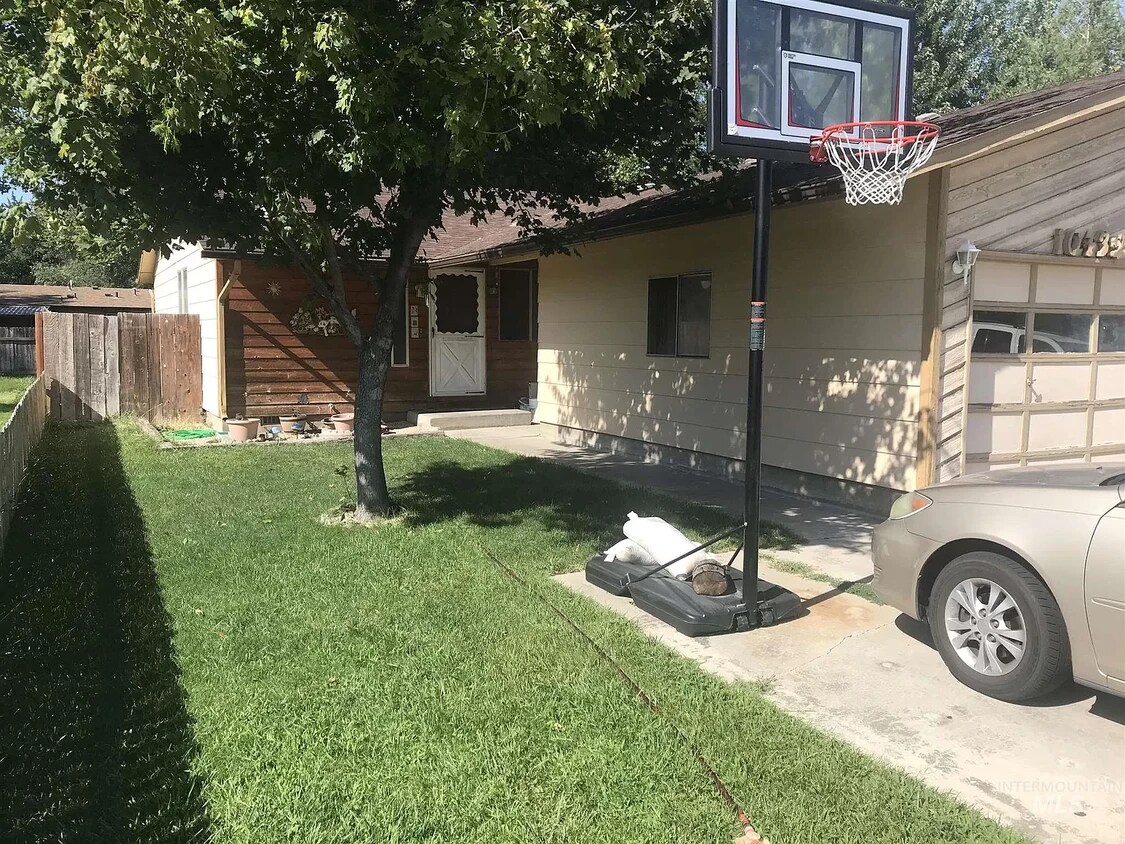 Foto principal - 10430 W Ardyce Ct