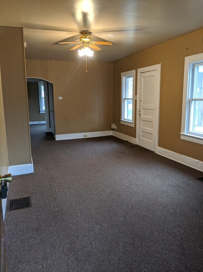 Building Photo - 3412 Vessey