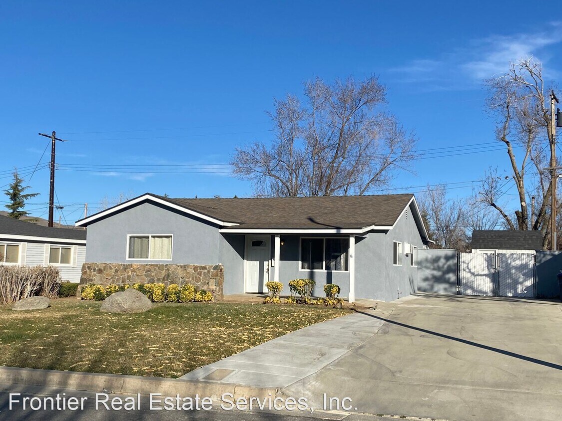 Primary Photo - 3 br, 2 bath House - 908 Acacia Court