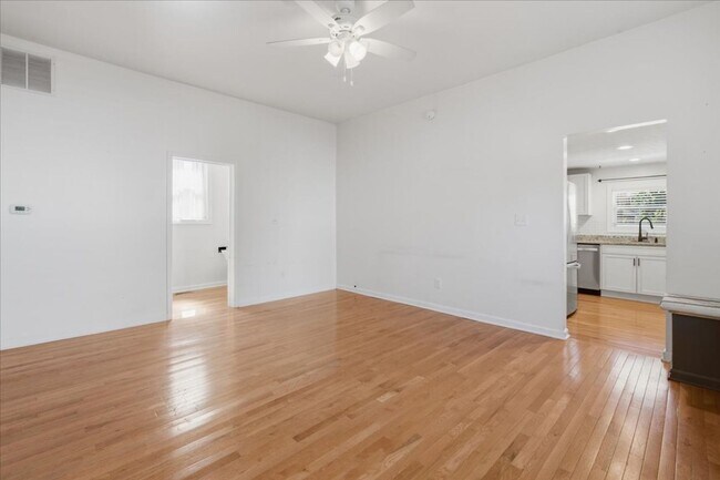 Foto del edificio - 1041 Hervey St