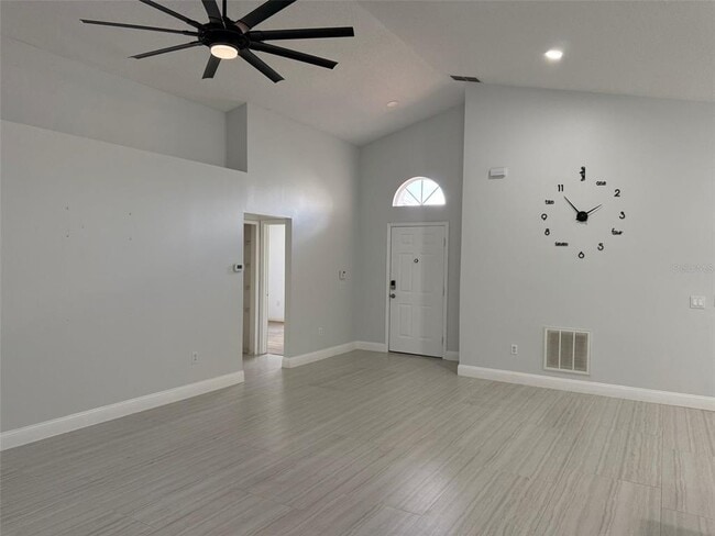 Building Photo - 263 Wingdale Way