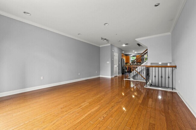 Foto del edificio - 235 Price Ct