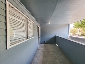 Building Photo - 12500 Melville Dr