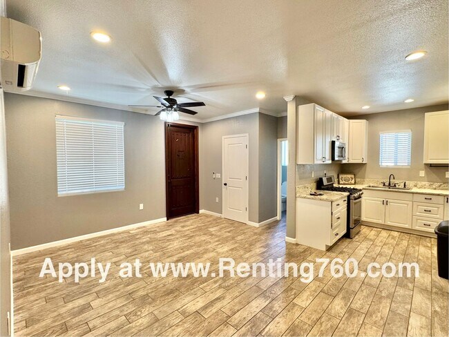 Foto del edificio - 56824 Cobalt Rd