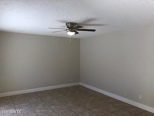 Foto del edificio - 2 br, 1.5 bath  - 4569 Cherry Rd