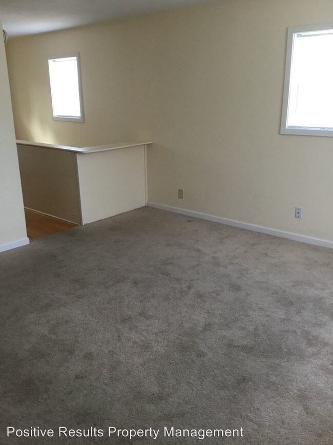 Building Photo - 3 br, 1 bath House - 3423 Greendale Ave