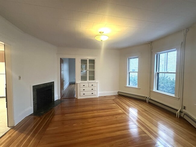 Building Photo - 18 Holyoke Rd