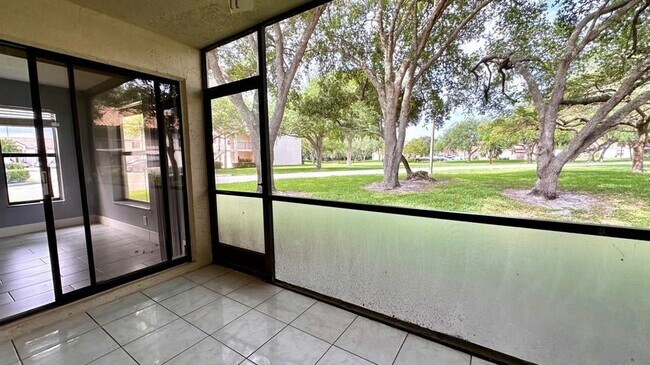 Foto del edificio - 3119 Millwood Terrace