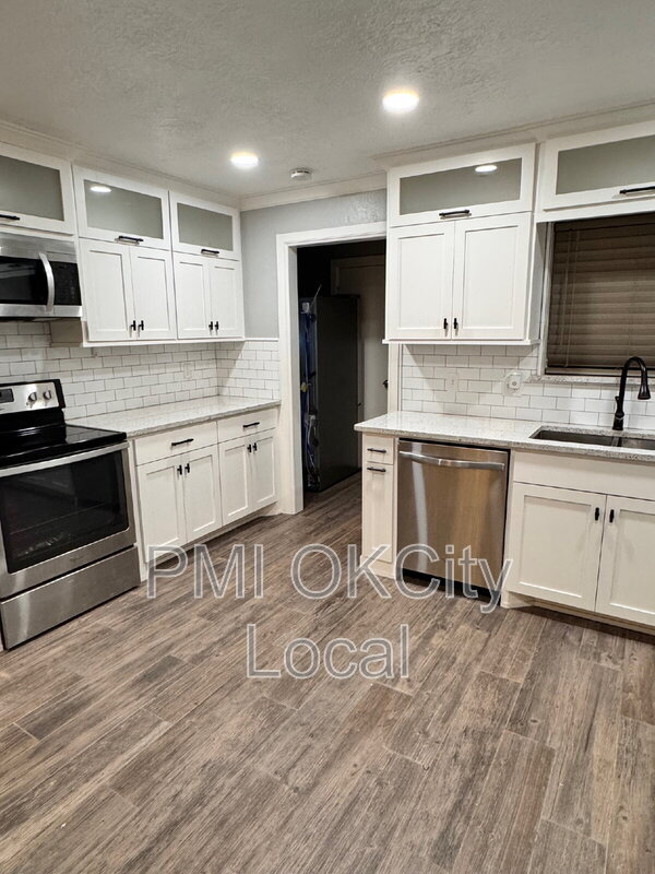 Building Photo - 4717 NW 57th St