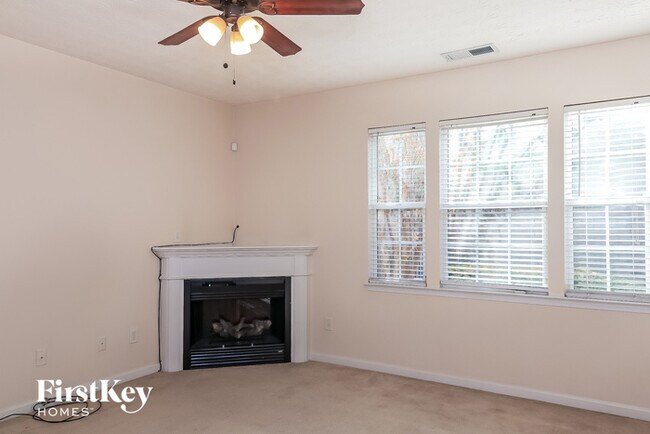 Building Photo - 2267 Baker Station Dr
