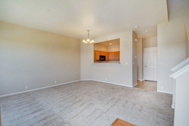 Building Photo - 8129 Elk River View