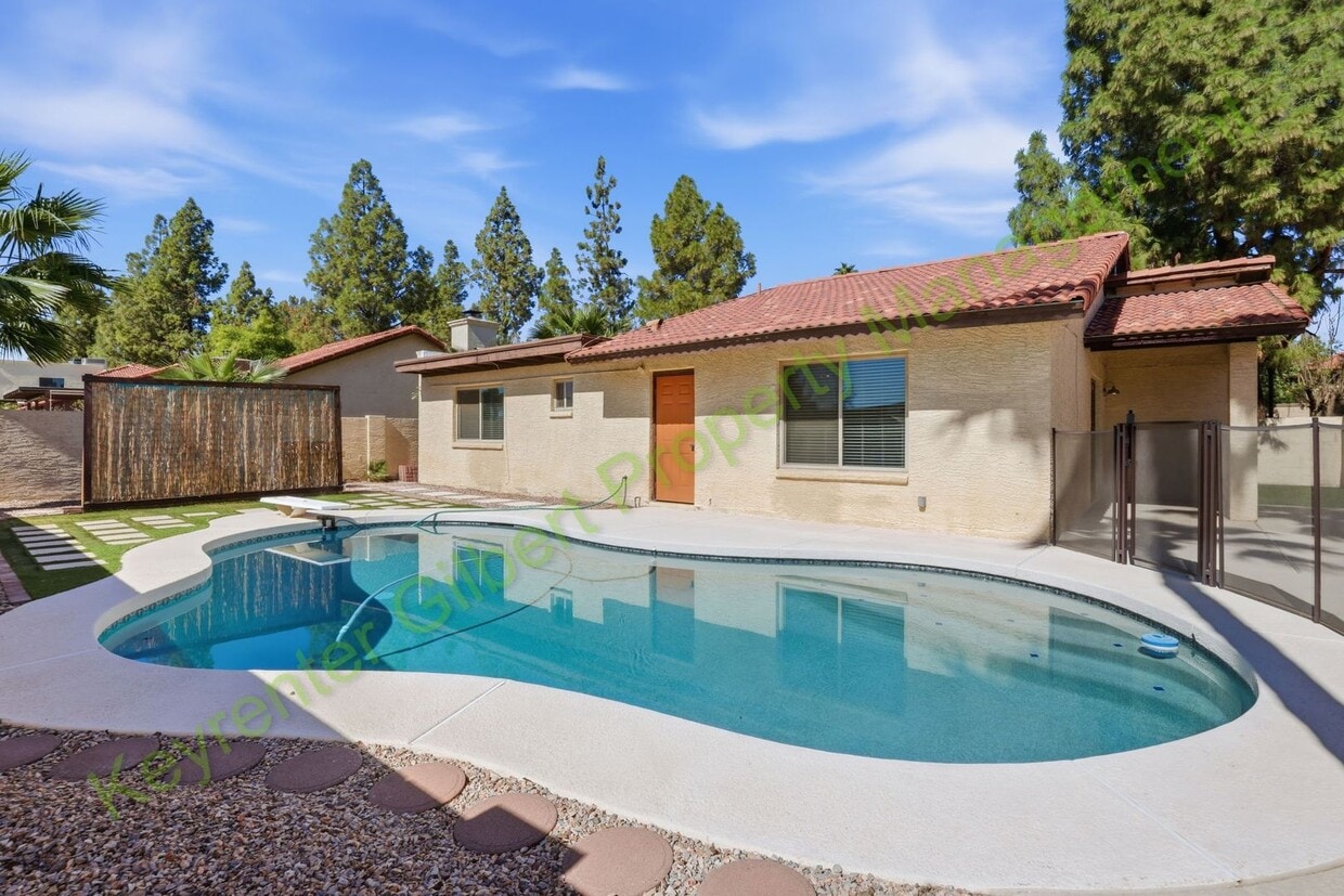 Charming Gilbert Home with Pool and Spacio... - Charming Gilbert Home with Pool and Spacio...