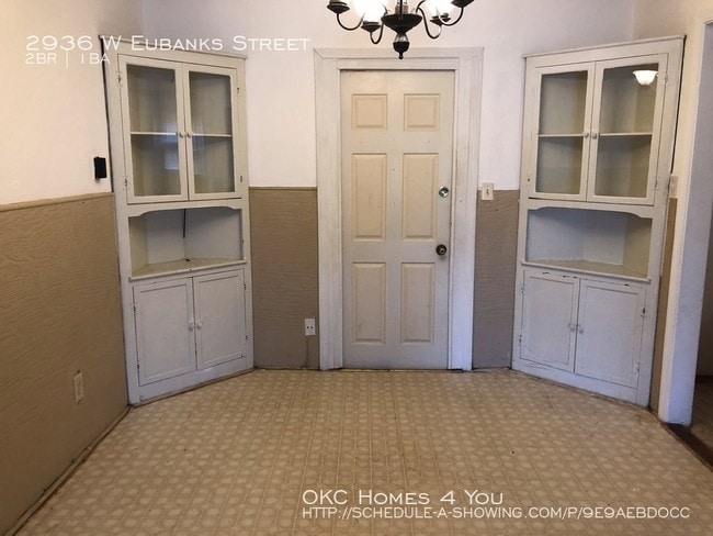 Building Photo - Move In Special!  Near NW 36th & May Av.