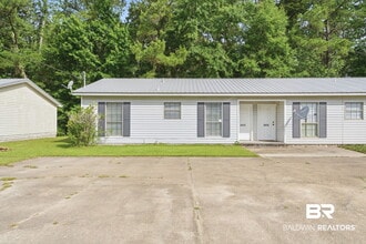 Building Photo - 6415 Schoel Ln