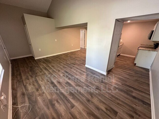 Foto del edificio - 4140 E 60 Terrace