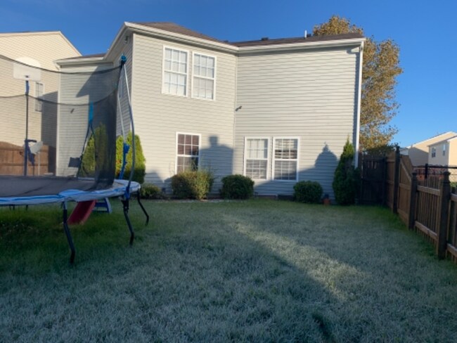 Building Photo - 10929 Zimmerman Ln