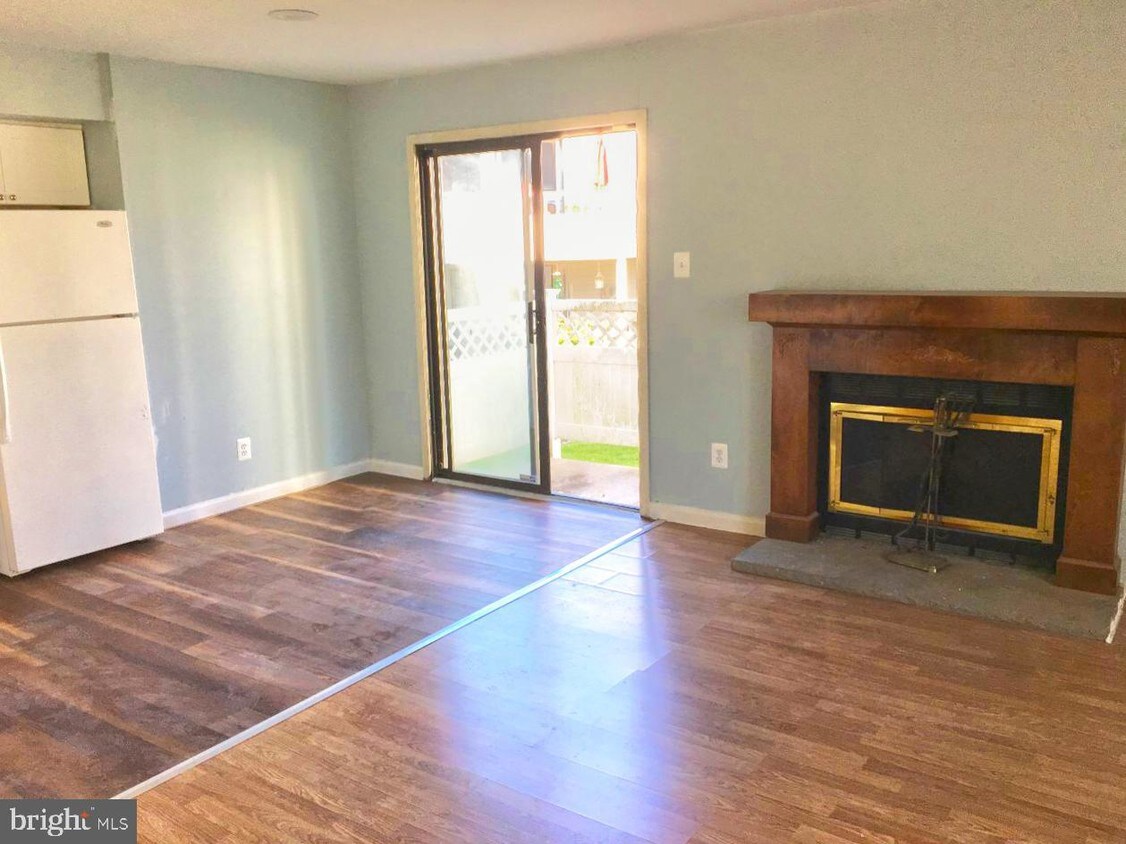 Foto principal - 305 Brighton Ct