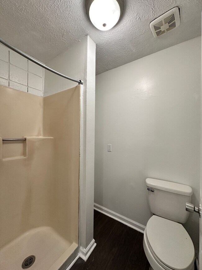 Foto del edificio - Studio 28 Apartments