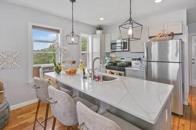 Foto del edificio - 30 Hemans St