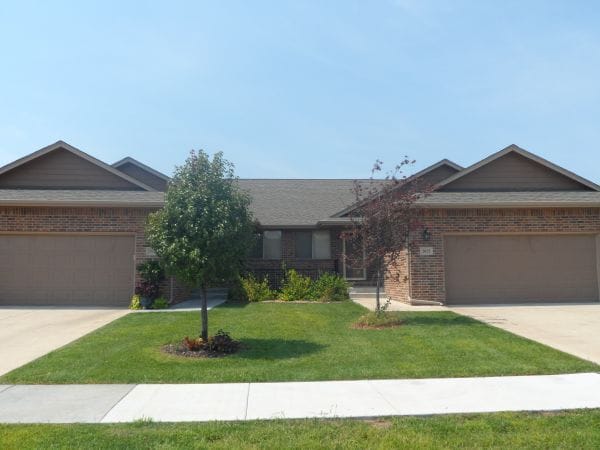 Building Photo - 2025 Springbrook