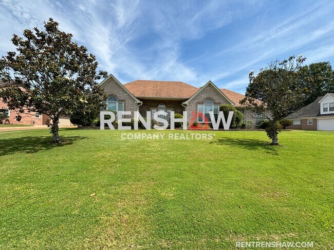 Foto del edificio - Gorgeously Renovated 3/2.5 Collierville Ho...