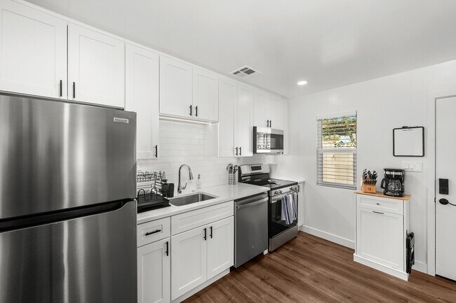 Foto del edificio - 1242 E Pierce St