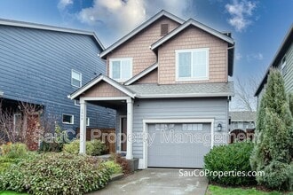 Building Photo - 3949 SE Lone Oak St