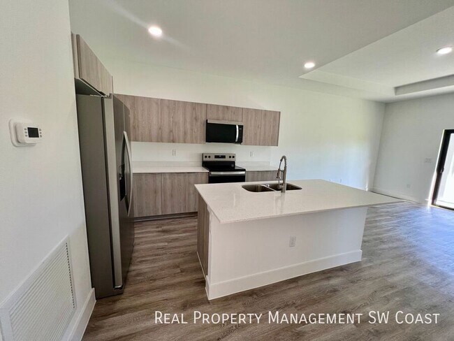 Foto del edificio - 1265 Hillcrest St E