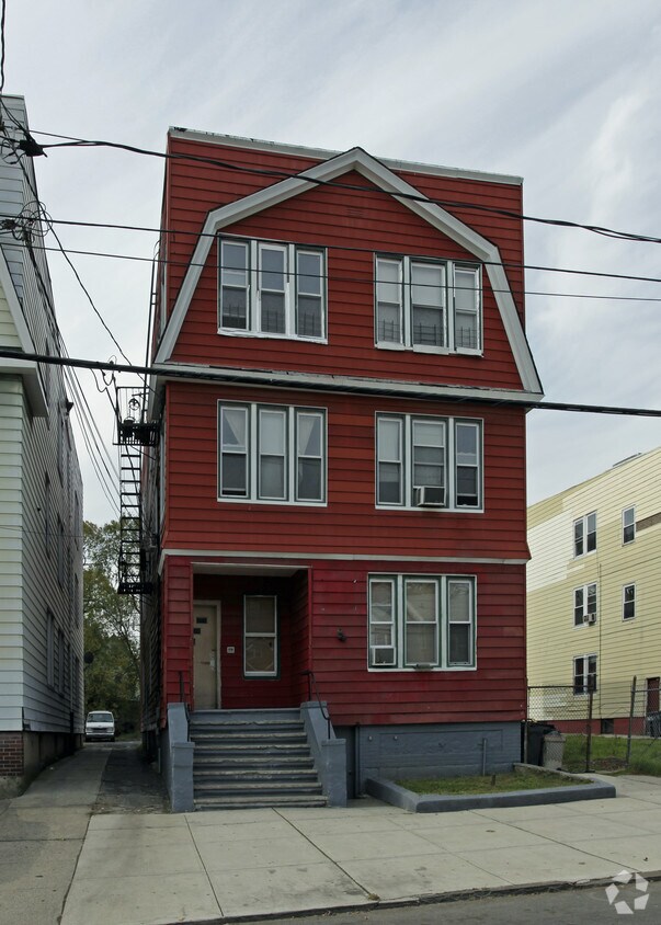 Building Photo - 11 Van Nostrand Ave