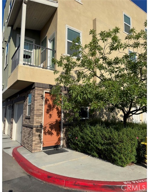 Foto del edificio - 4951 Laurel St
