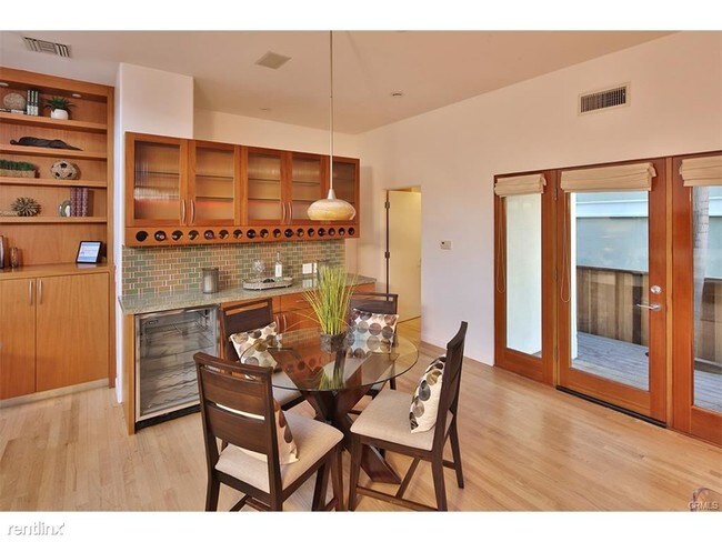 Foto del edificio - 3412 Walnut Ave