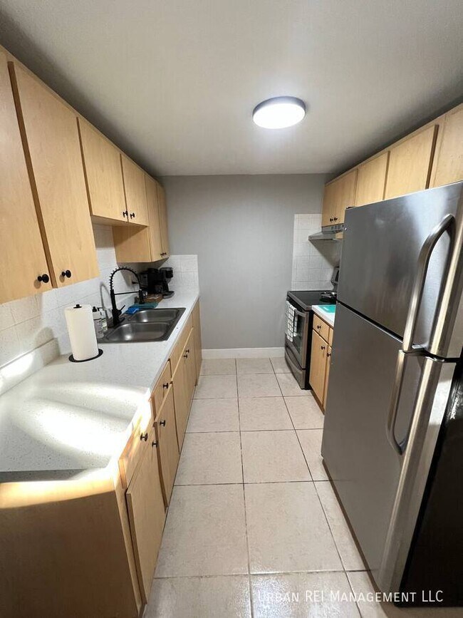 Foto del edificio - 9606 N 46th St