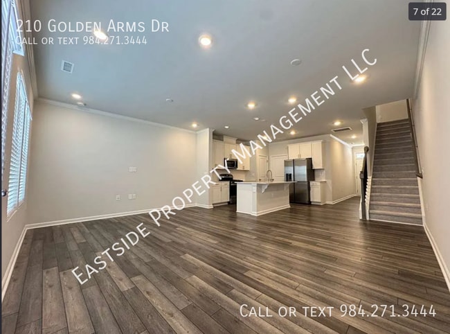 Building Photo - 210 Golden Arms Dr
