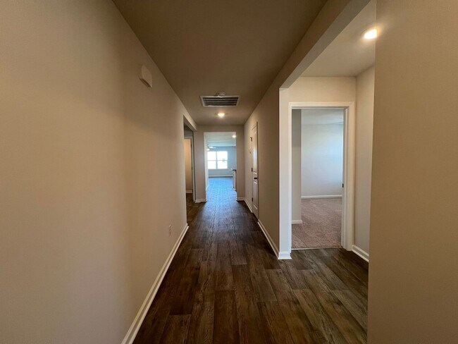 Building Photo - Conway - 4 Bedroom / 2 Bathroom House - Ap...