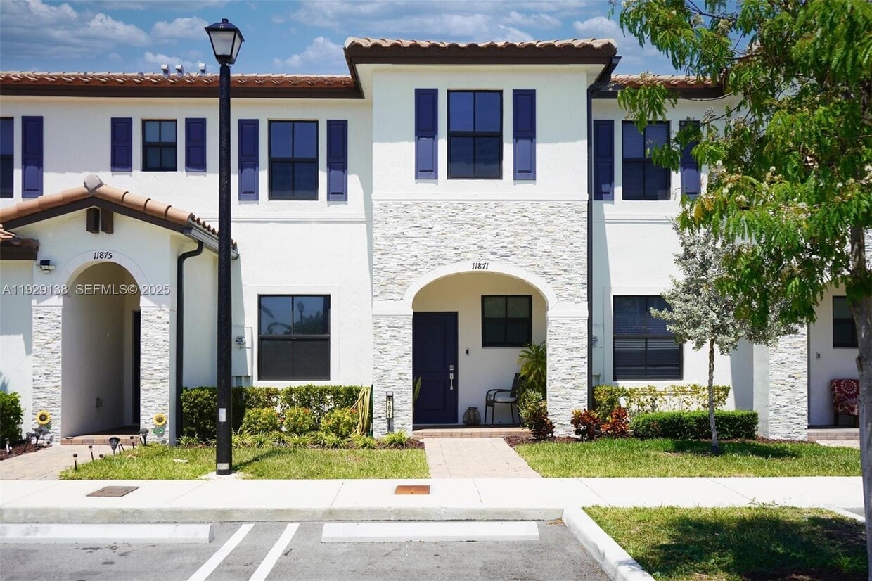 Foto principal - 11871 SW 247th Ter