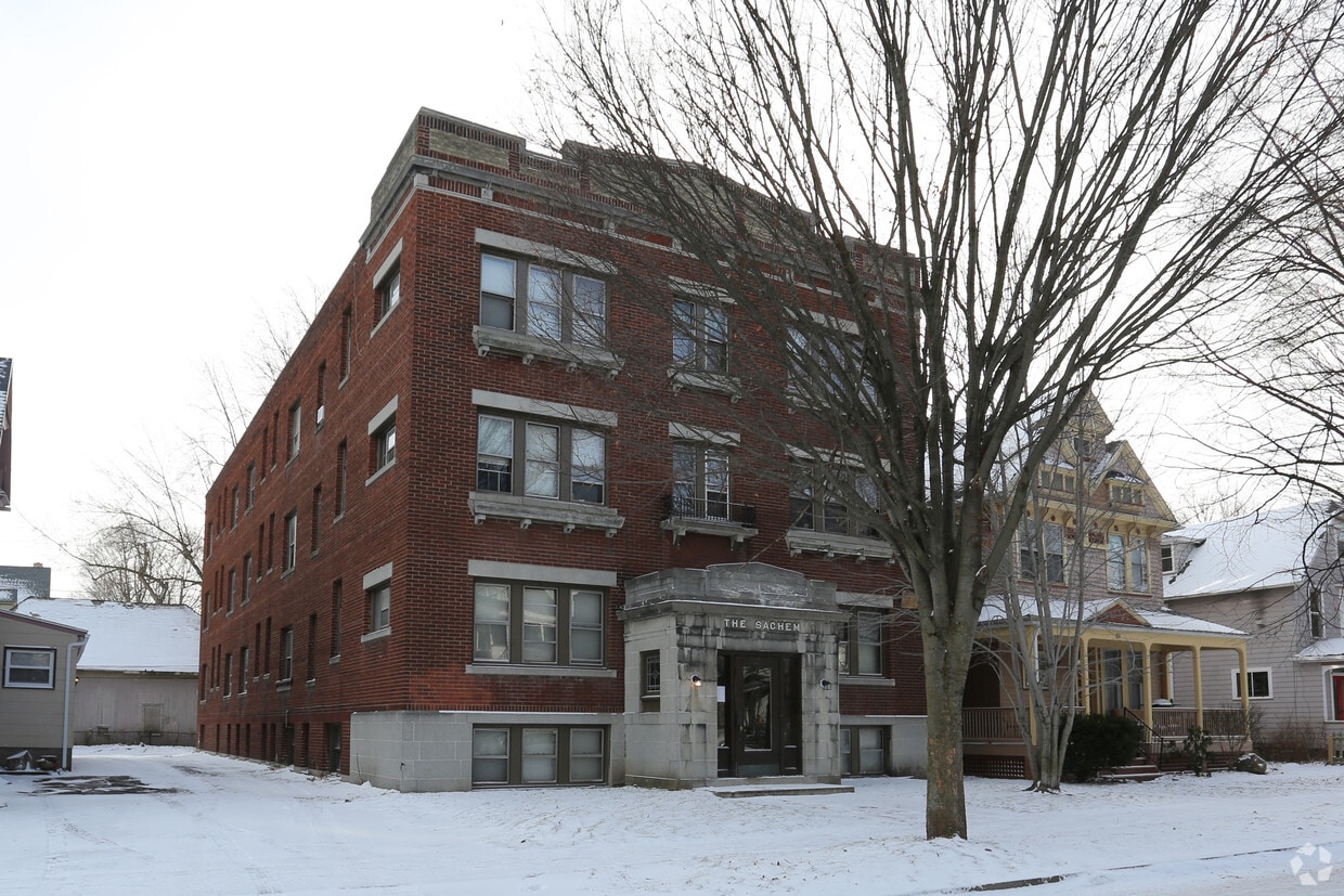 Building Photo - The Sachem Building