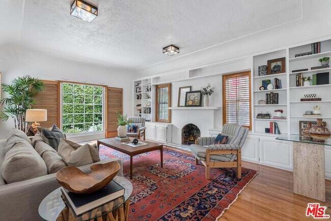 Foto del edificio - 464 S Sherbourne Dr