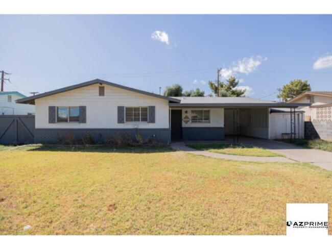 Building Photo - Your Dream Home Awaits in this Exceptional...