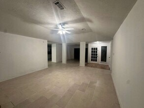 Building Photo - 2415 Blackridge Rd