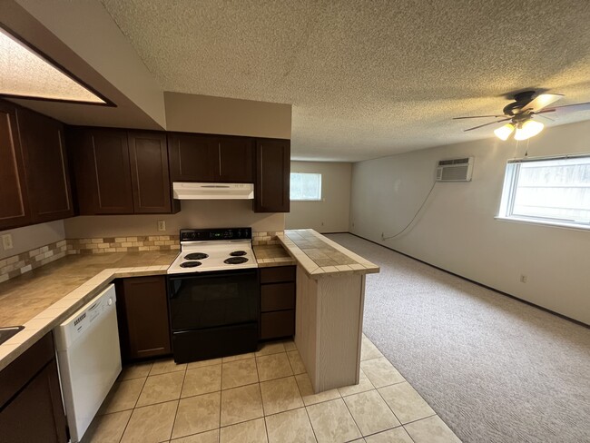 Foto del edificio - 304 S Pine St