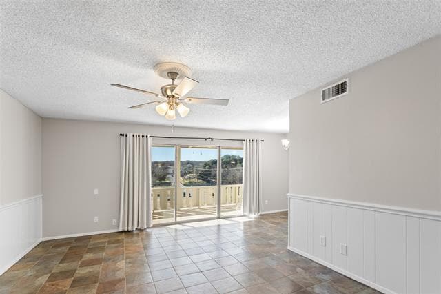 Building Photo - 4211 Fairway Dr