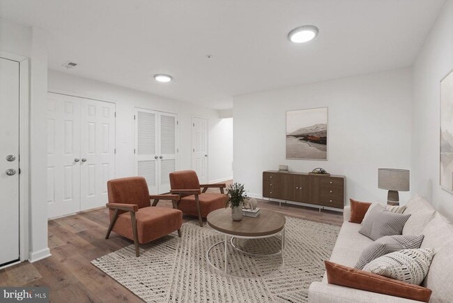 Foto del edificio - 7022 Dasher Farm Ct