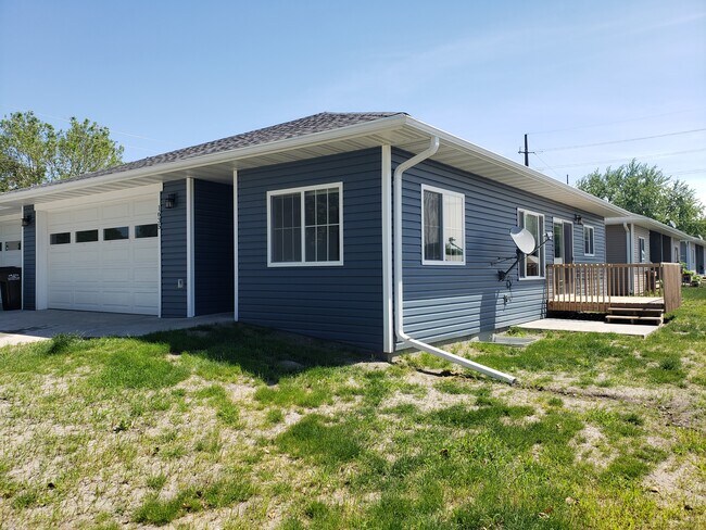 Building Photo - 1635 5th Street