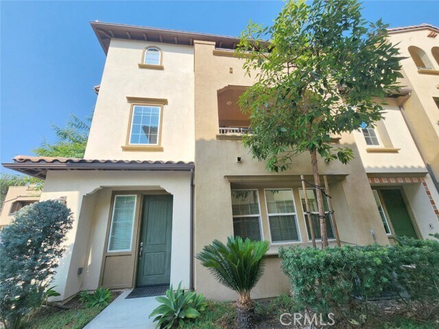 Foto del edificio - 1220 W La Habra Blvd