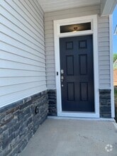 Building Photo - 139 Iris Dr