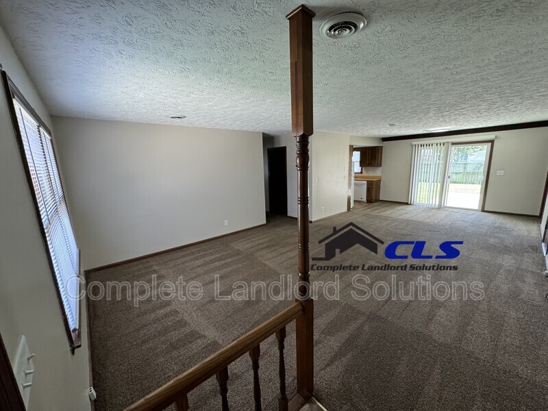 Primary Photo - 1795 E Southern Manor Dr