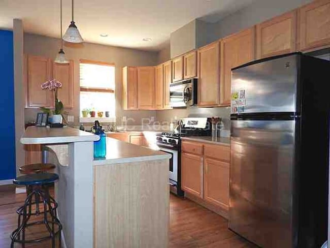Building Photo - Stapleton Home For Rent