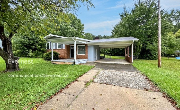 Primary Photo - 2365 Blecker Dr