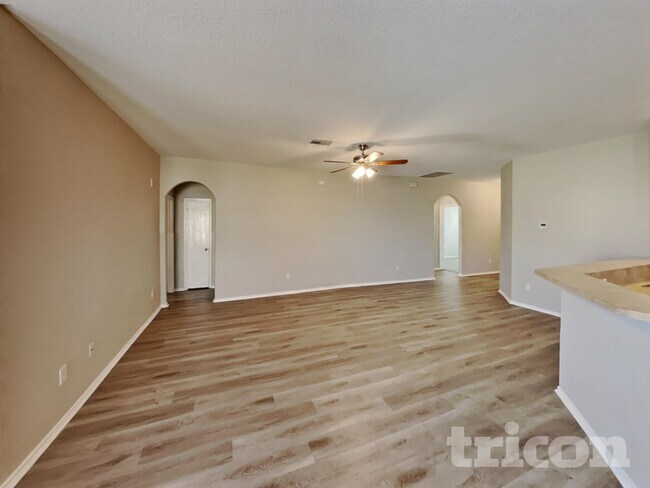 Foto del edificio - 20435 Shiloh Mist Ln